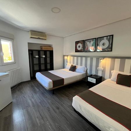 Hello Feria Hotel Madrid Exterior photo