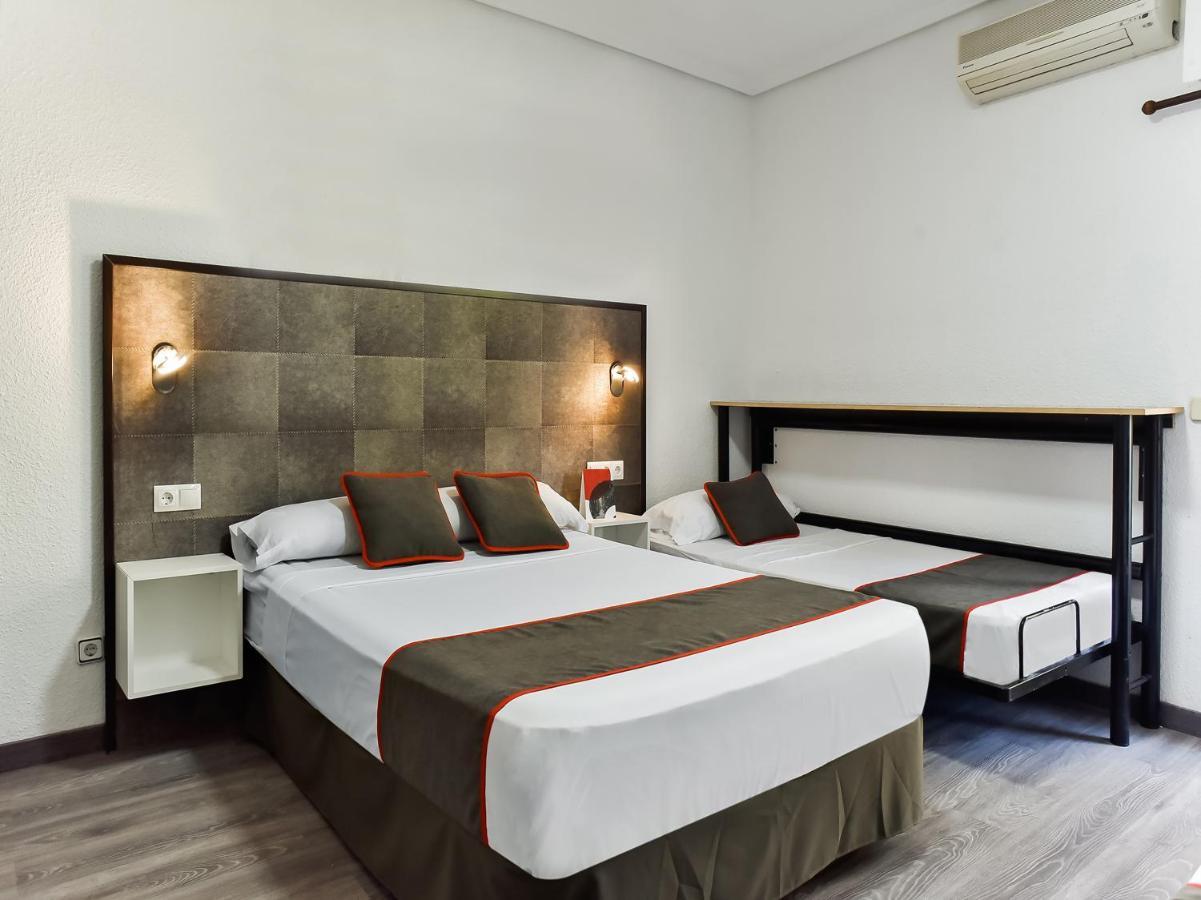 Hello Feria Hotel Madrid Exterior photo