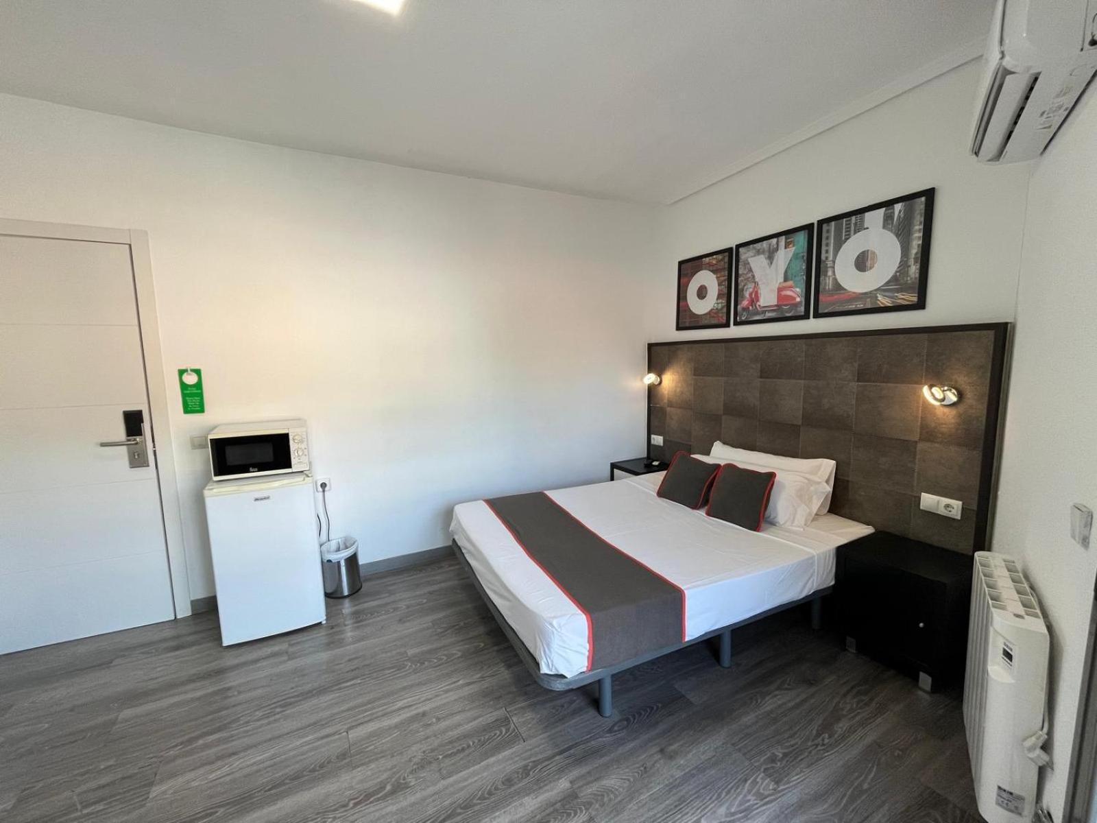 Hello Feria Hotel Madrid Exterior photo