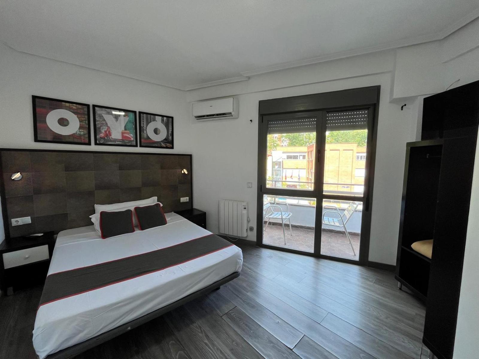 Hello Feria Hotel Madrid Exterior photo